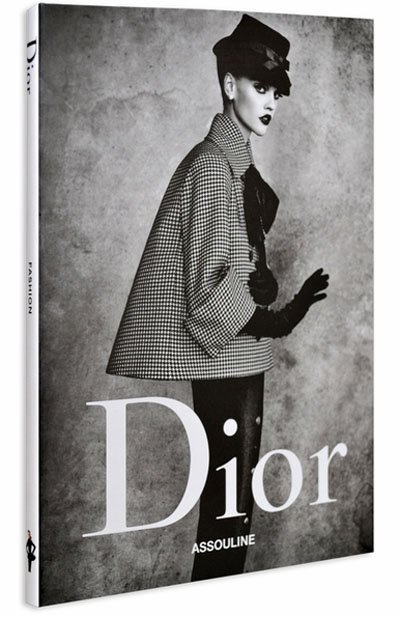 Dior flaunts jewelry, fashion history with slipcase set