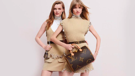 Louis Vuitton, Luxury Fashion